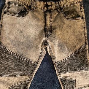 32 x 30 INC Jeans